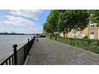 1 bedroom ground floor flat for sale in Ferguson Close, London, E14