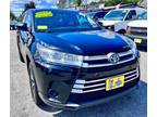 2018 Toyota Highlander Hybrid LE Hybrid AWD One Owner Clean Carfax