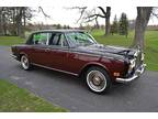 1972 Rolls-Royce Silver Shadow - 4 door sedan