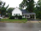 231 E BOONE ST, Salem, IL 62881 Single Family Residence For Sale MLS# EB450032