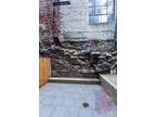 60 Avenue B, Unit B