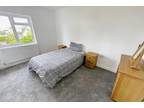 2 bedroom flat for sale in Queens Park, BH8