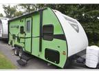 2014 Winnebago Winnebago Industries Towables Minnie 2101 DS 60ft