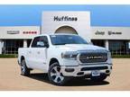 2023New Ram New1500New4x4 Crew Cab 5 7 Box