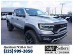 2023New Ram New1500New4x4 Crew Cab 5 7 Box