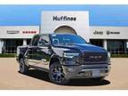 2023New Ram New1500New4x4 Crew Cab 5 7 Box