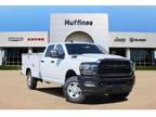 2023New Ram New3500New4x4 Crew Cab 8 Box