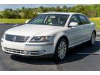 2005 Volkswagen Phaeton Campanella White