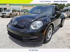 2013 Volkswagen Beetle 2.5L Hatchback 2D