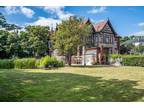 4 bedroom semi-detached house for sale in Brankesmere House, Queens Crescent