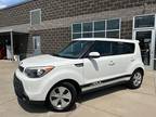 2015 Kia Soul White, 139K miles