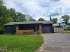 619 Hendrickson Street, Clinton, TN 37716