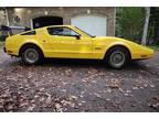 1975 Bricklin SV-1 Yellow 351ci Ford Windsor V8