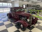 1932 Ford 5-Window Coupe