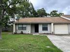 2 Bedroom In Jacksonville FL 32223