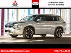 2024 Mitsubishi Outlander SE Black Edition