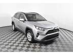 2019 Toyota RAV4 XLE w/ Convenience Package