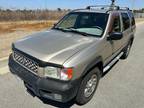 2001 Nissan Pathfinder SE 2WD 4dr SUV