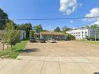 403 Russell St #304
