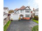 3 bedroom detached house for sale in Bewdley Road, Stourport-on-Severn, DY13