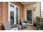 1 bedroom flat for sale in Percivale Close, Crawley, RH11