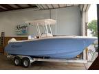 2024 Robalo R230 Center Console