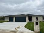 4658 W EMERALD BAY CT, Wichita, KS 67205 Single Family Residence For Sale MLS#