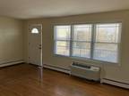 1 Bedroom In Chicago IL 60649