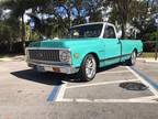 Chevrolet C10 Custom Pickup