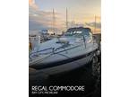 36 foot Regal commodore