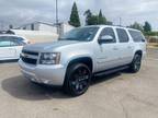 2014 Chevrolet Suburban LT 4x4 4dr SUV