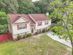 11 Red Thorn Ct