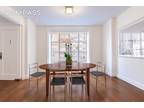 Condo For Sale In Manhattan, New York