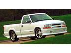 Used 2000 Chevrolet S-10 for sale.