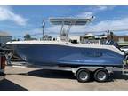 2023 Robalo R200 Center Console