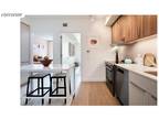 30-77 Vernon Boulevard, Unit PH807E