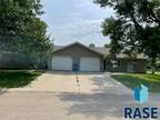 424 E 4TH AVE, Miller, SD 57362 Duplex For Rent MLS# 22304138