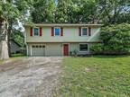 3112 NE Russell Rd