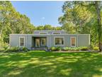 26 Wintergreen Way Quogue, NY 11959 - Home For Rent