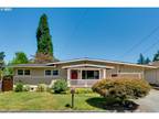 3377 Southeast Roswell Street, Milwaukie, OR 97222