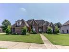 725 CHATEAU POINTE BLVD, Southaven, MS 38672 Single Family Residence For Sale