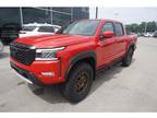 2023 Nissan frontier Red