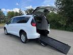 2022 Chrysler Voyager White, 1000 miles