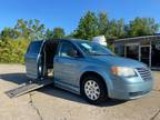 2010 Chrysler Town & Country BRAUN ENTERVAN HANDICAP WHEELCHAIR VAN w/ONLY 76K