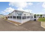 St Johns Road, Whitstable, CT5 2 bed park home for sale -