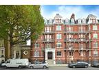 3 bedroom flat for sale in Holland Park Gardens, London, W14