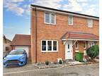 3 bedroom semi-detached house for sale in Elm Park, Didcot, Oxfordshire, OX11