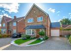 3 bedroom detached house for sale in Bay Tree Rise, Sonning Common