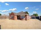 Stafford Avenue, Costessey, Norwich, Norfolk, NR5 5 bed detached house for sale