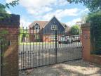 5 bedroom detached house for sale in The Ridge, Cold Ash, RG18